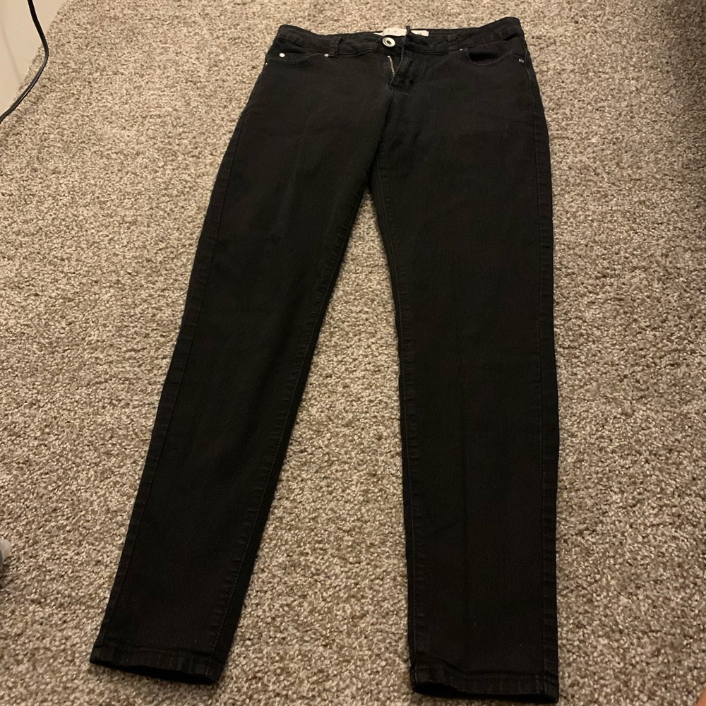 Black Skinny Jeans